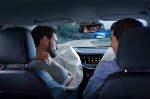 5 FORMAS EN QUE LA TECNOLOGÍA VEHICULAR PROTEGE A TU FAMILIA EN CADA VIAJE